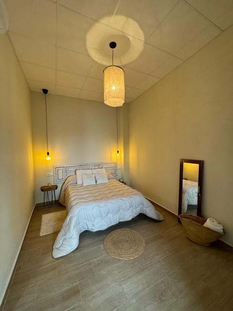 Bed, Photo of the whole room, Bedroom, Breakfast, Bath, towels