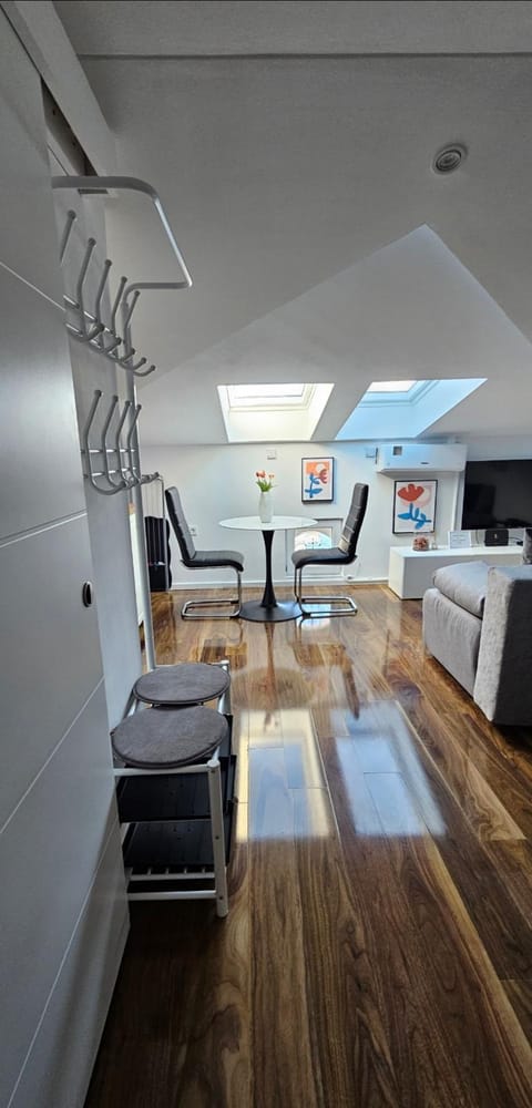 Living room, Other, Area and facilities