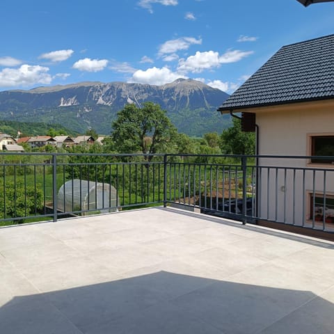Natural landscape, View (from property/room), Balcony/Terrace, Mountain view