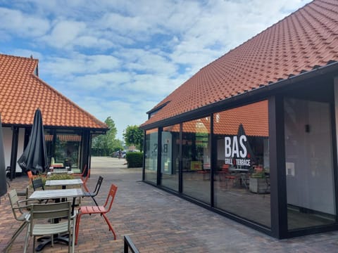 Kompas Camping Westende Campground/ 
RV Resort in Middelkerke