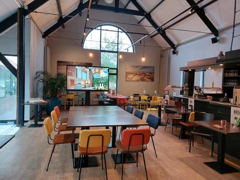 Kompas Camping Westende Campground/ 
RV Resort in Middelkerke