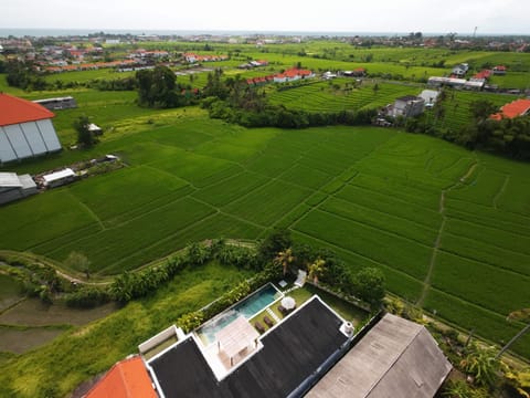 Villa YAOUH à Seseh Villa in North Kuta