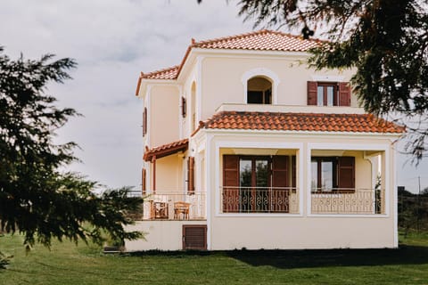 Property building, Garden, Garden view