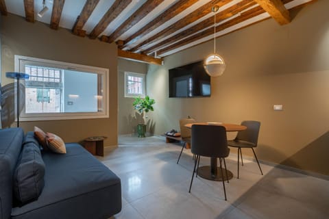Communal lounge/ TV room, Living room