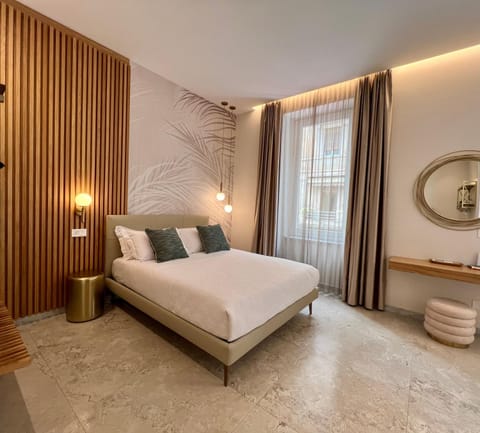 Elegant Rooms Bed and Breakfast in La Spezia