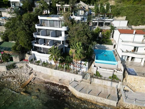 ALOHA Beach front Vacation Rental Apartment in Ulcinj Municipality