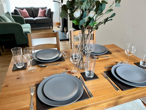 Edinburgh Street Townhouse House in Belfast