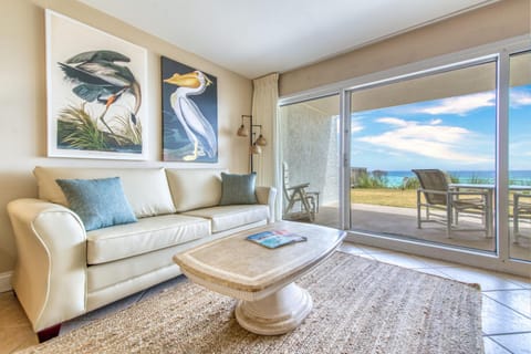 View (from property/room), Living room, Seating area, Sea view
