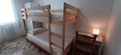 bunk bed