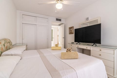 Beachfront Penthouse in Marbella: Seaviews Apartment in Marbella