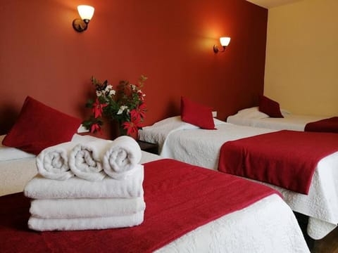 Bedroom, towels