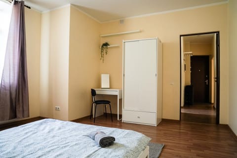 Bed, Photo of the whole room, Bedroom, wardrobe