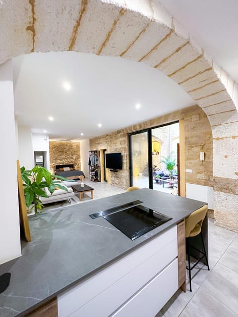 Lounge or bar