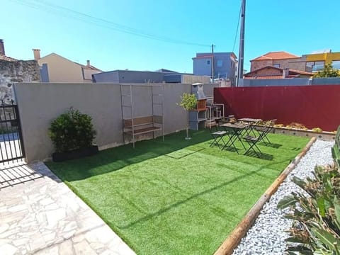 Patio, Day, Garden, Garden view