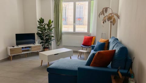 Communal lounge/ TV room, TV and multimedia, Seating area
