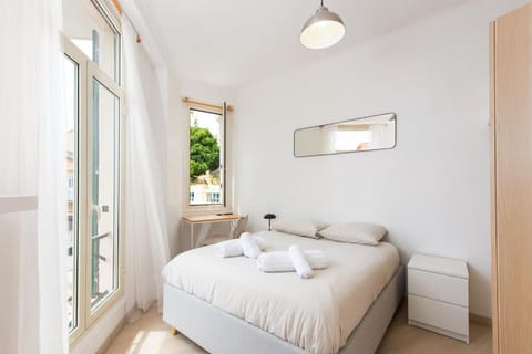 Les lucioles Apartment in Avenue du Carnier