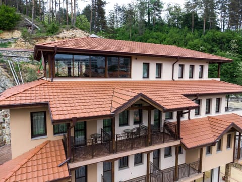 Property building, Day, View (from property/room), Balcony/Terrace