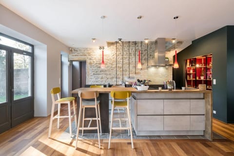 Bambou - Old and charming house Villa in Tassin-la-Demi-Lune