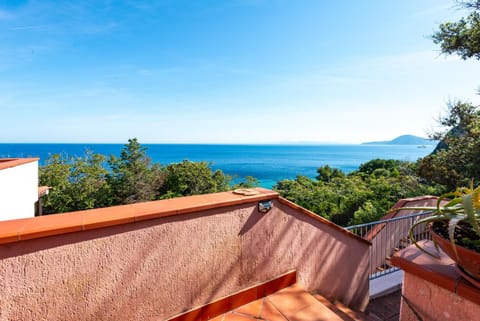 Trilocale Maestrale Beach House in Portoferraio