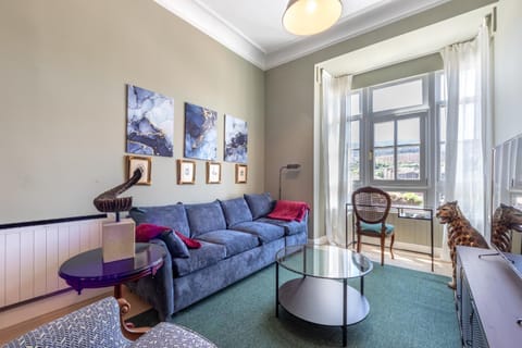 Living room, Seating area, heating