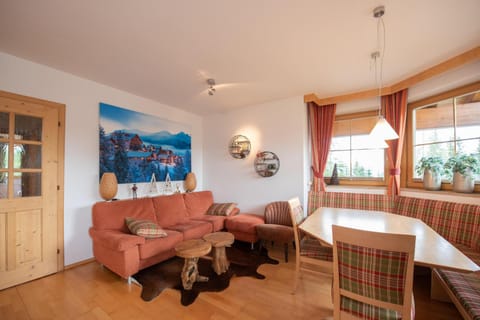 Haus Filzstein 135 Top 3 Apartment in Salzburgerland