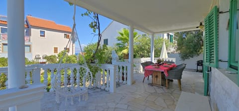 Patio, Balcony/Terrace