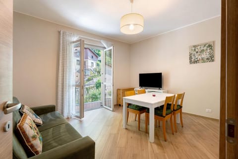 Casa Làrisa Lago Maggiore Apartment in Canton of Ticino