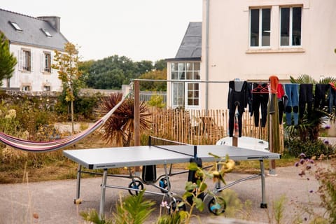 Table tennis, Inner courtyard view