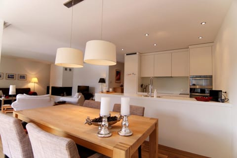 Kitchen or kitchenette, Living room, Dining area