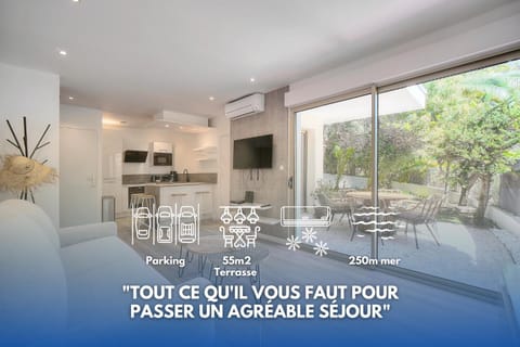 Patio, Living room, kitchen
