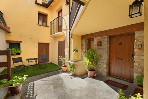 Property building, Living room