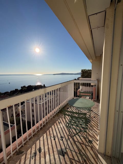 Studio panoramique & parking Apartment in Cap-d'Ail