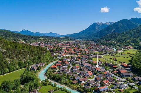 Ferienwohnungen Weiß Apartment in Mittenwald