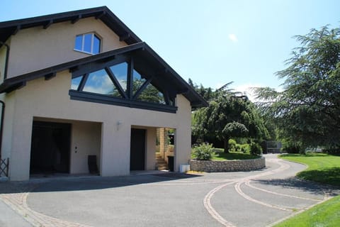 Property building, Parking