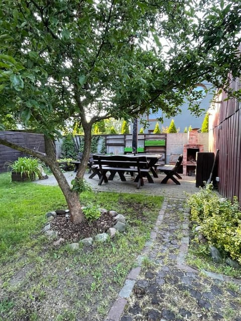 Garden, Balcony/Terrace