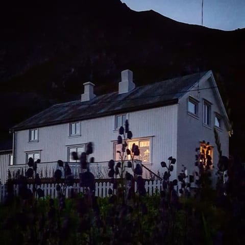 Property building, Night