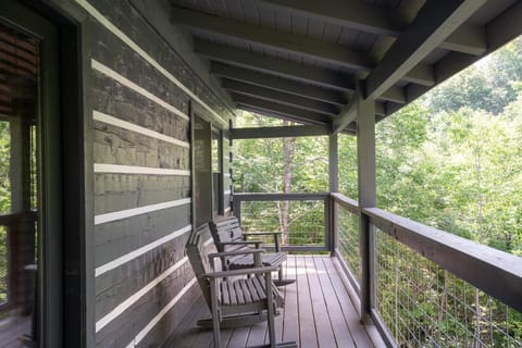 Greenbriar Getaway by Stony Brook Cabins Cabin in Pittman Center