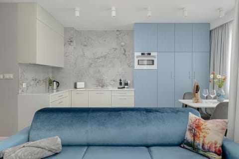 Kitchen or kitchenette, Living room, Seating area