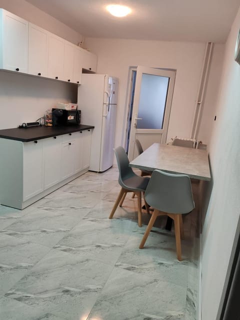 Apartament G3 Apartment in Craiova