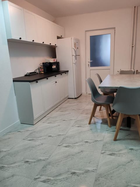 Apartament G3 Apartment in Craiova