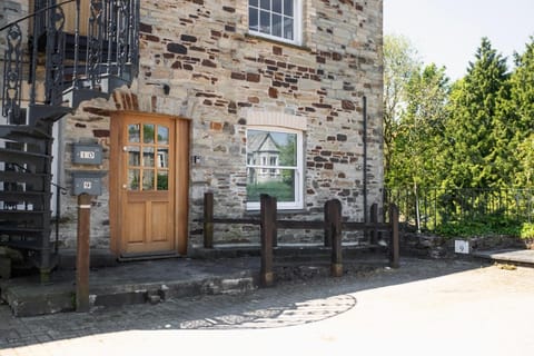Property building, Parking