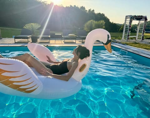 Day, People, Natural landscape, Guests, Pool view, Swimming pool, group of guests, sunbed