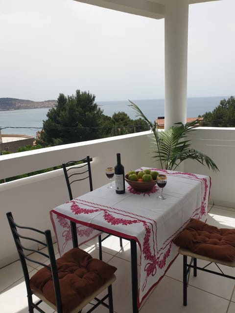 View (from property/room), Balcony/Terrace, Seating area, Sea view