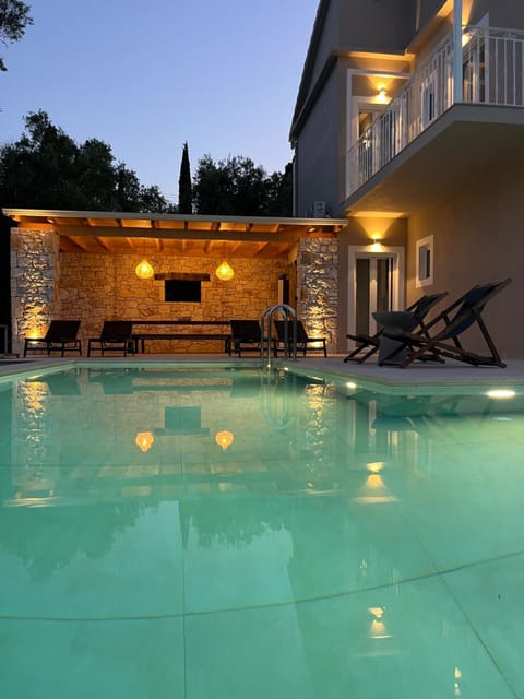 Night, Pool view, Swimming pool, sunbed