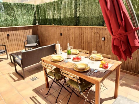 Patio, Balcony/Terrace, Dining area