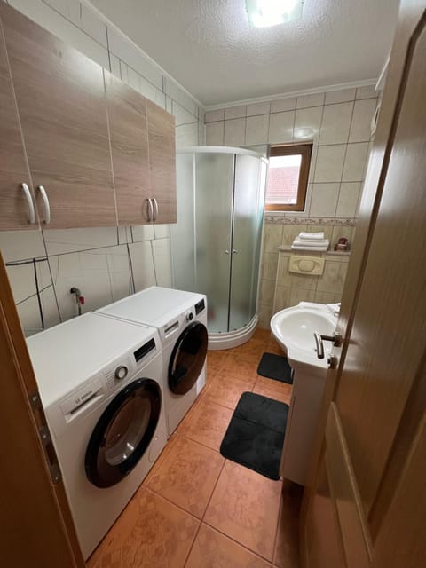 Teal Apartment 2 Apartment in Lika-Senj County