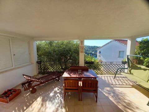 Marina Crveni Apartman Apartment in Split-Dalmatia County