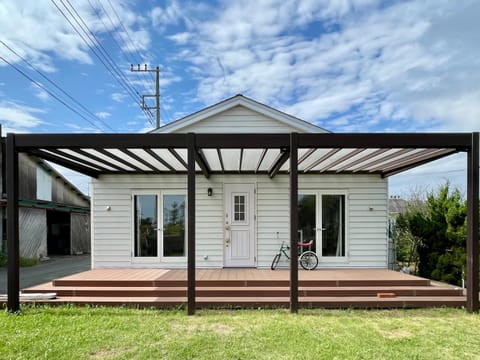 Property building, Garden