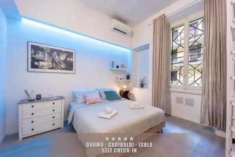 Bed, Bedroom, air conditioner