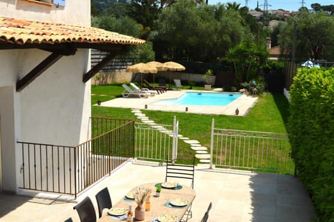 Villa 5 suites et piscine à Mougins Villa in Mougins